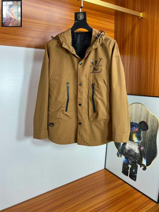 Picture of Louis Vuitton Jackets _SKULVM-3XL12yn17232552